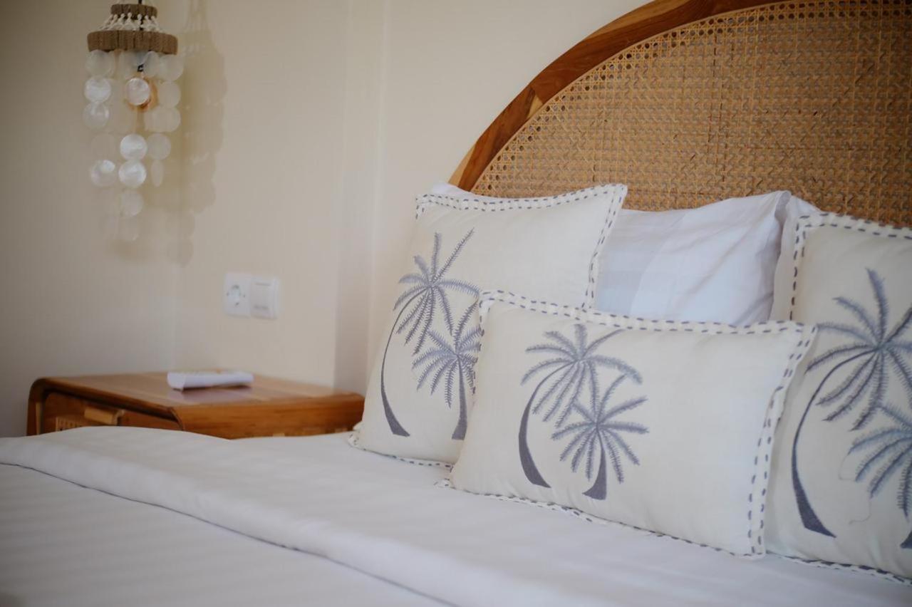 Living Asia Sunset Resort Gili Islands Exterior photo